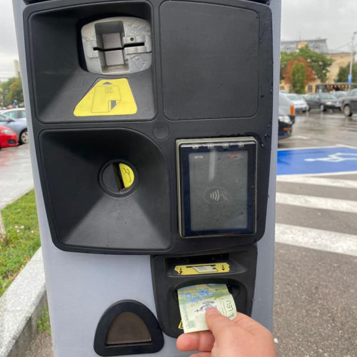 Taxă de parcare extinsă în weekend în municipiul Botoșani