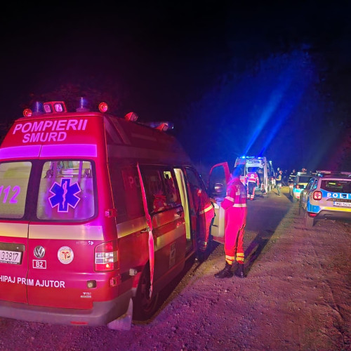 Cinci persoane, inclusiv trei minori, rănite după un accident în apropiere de Dersca