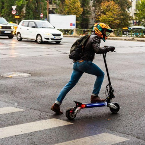 Băiat de 13 ani a murit după accident cu trotinetă electrică la Sibiu