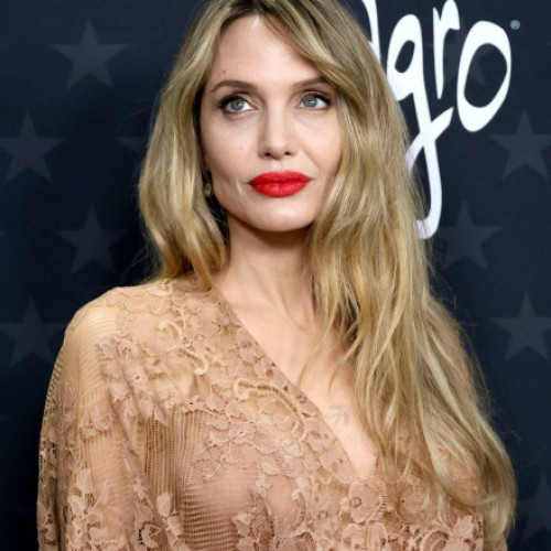 Angelina Jolie vorbește despre momentele dificile din SUA la Festivalul de Film de la San Sebastian