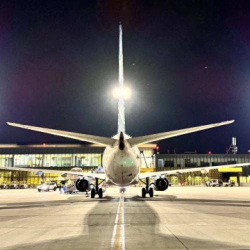 Atac cibernetic paralizează aeroporturi europene și provoacă anulări masive de zboruri