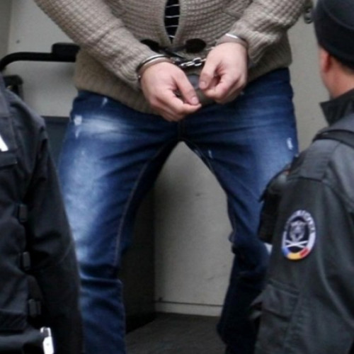 Tânăr din Drobeta-Turnu Severin prins după 13 furturi în Galați