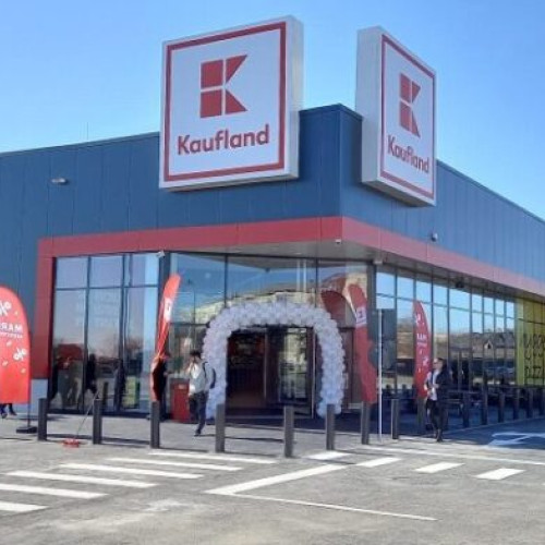 Kaufland introduce un scanner pentru a verifica gradul de coacere al fructelor de avocado