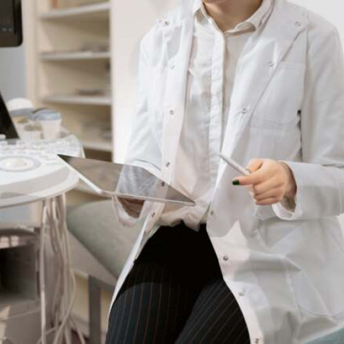 Importanța mutațiilor genetice în apariția și tratamentul cancerului