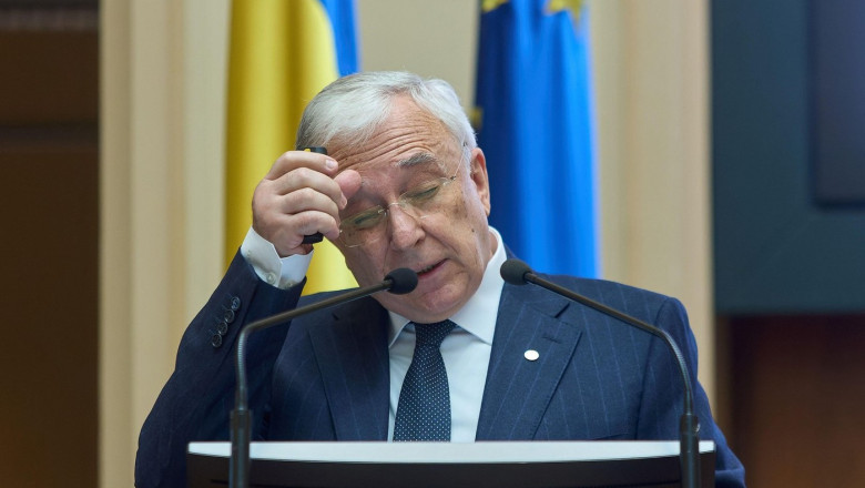 Mugur Isărescu: Euro digital nu va înlocui numerarul, securitatea cibernetică rămâne crucială