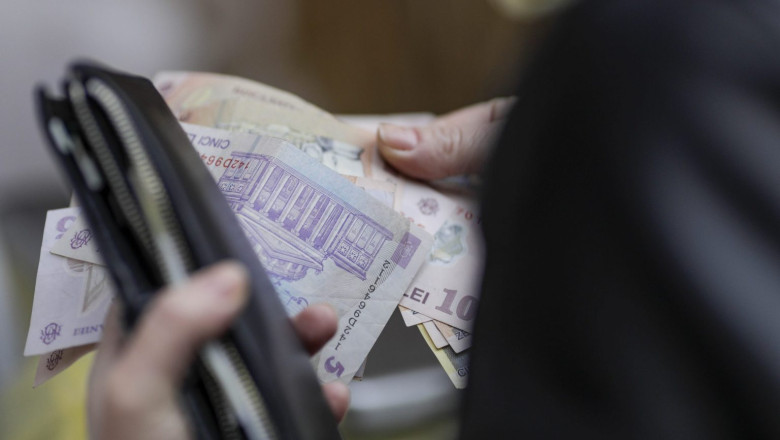 Bolnavii de cancer pot retrage integral banii de la Pilonul II după un amendament adoptat în Senat