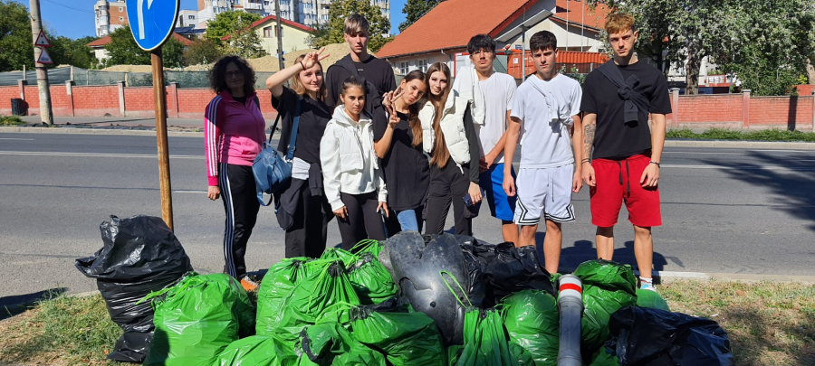 Peste 230.000 de voluntari au participat la „Let's Do It, Romania!” pentru protejarea mediului