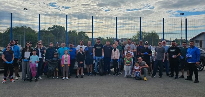 Campanie de curățenie în comuna Berceni cu implicarea voluntarilor