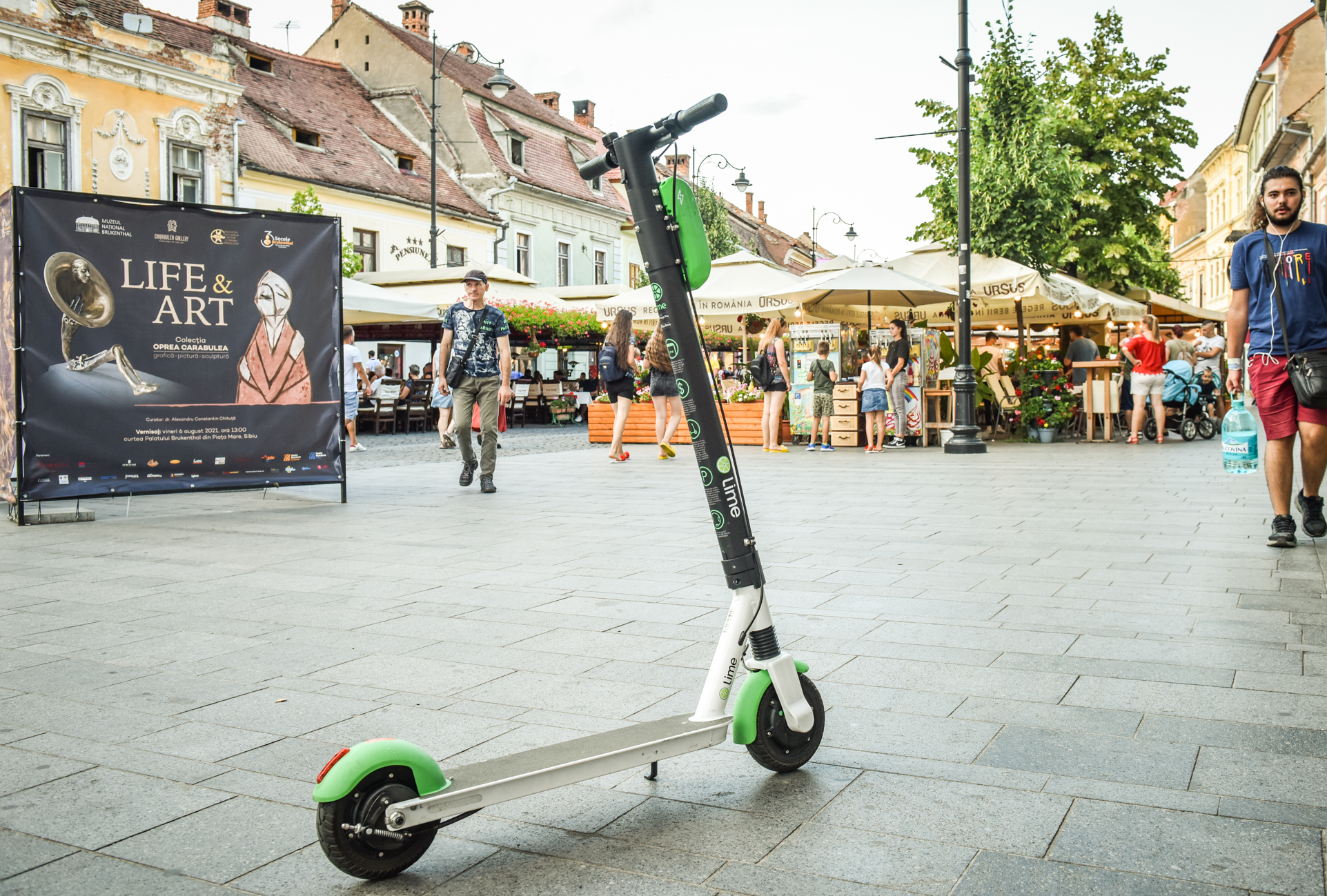 Sibiul limitează viteza trotinetelor electrice Lime și Bolt în parcuri și zone centrale
