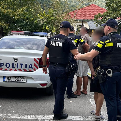 Trei persoane reținute după agresiuni în stațiunea Băile Herculane