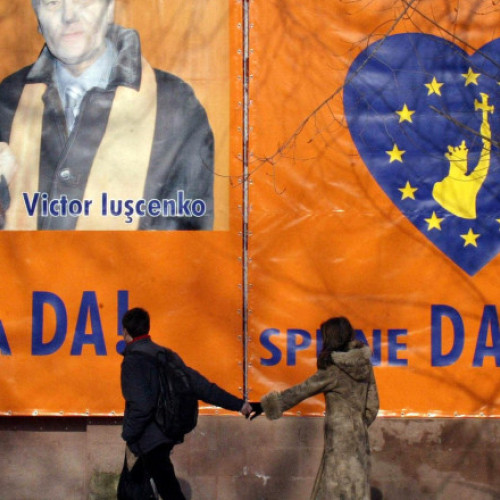 Iurie Roșca condamnat la patru ani de închisoare, a fugit din Republica Moldova