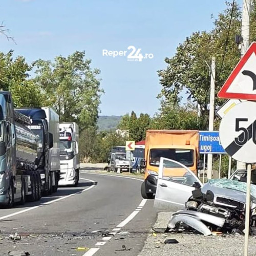 Bărbat de 68 de ani mort după un accident între mașină și TIR pe DN6, în comuna Constantin Daicoviciu