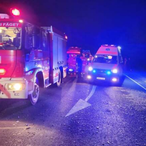 Două persoane rănite în urma unui accident în Timiș, inclusiv o femeie inconștientă