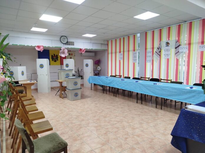 PAS obține majoritate clară după alegerile legislative din Republica Moldova