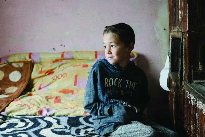 România, pe locul trei în UE la rata sărăciei în rândul copiilor în 2024