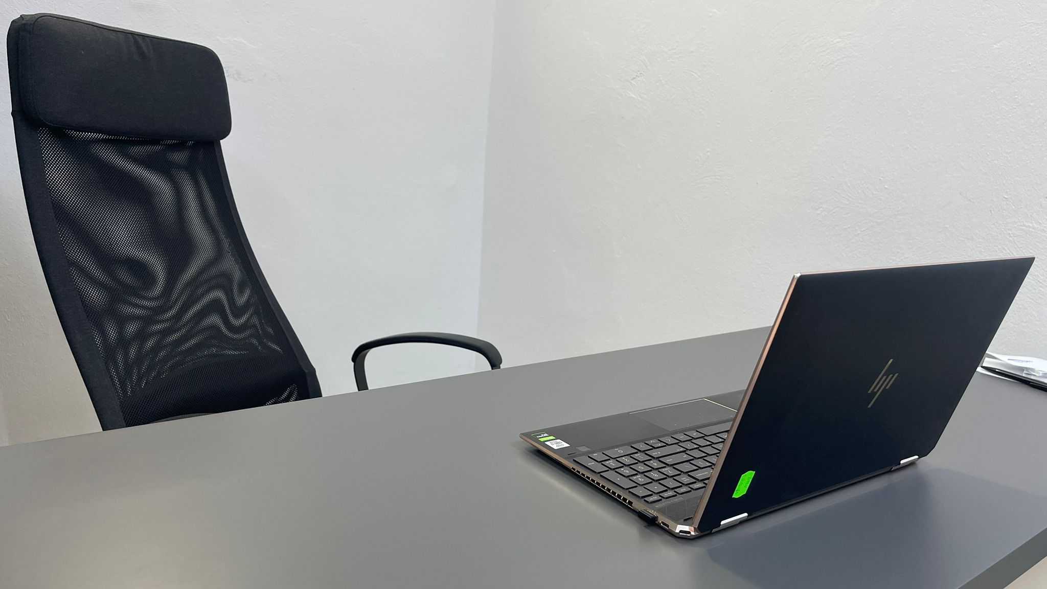 Sindicatele propun ca angajatorii să nu modifice unilateral normele de muncă