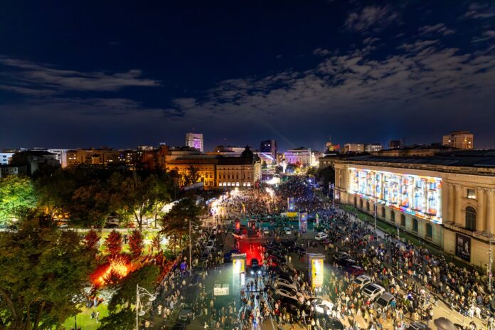 Spotlight festival 2025 readuce arta luminii și inovarea pe Calea Victoriei