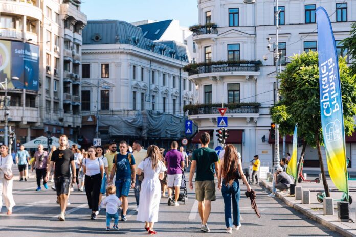 Ultimul weekend cu activităţi urbane şi spectacole la „Străzi deschise – Bucureşti”