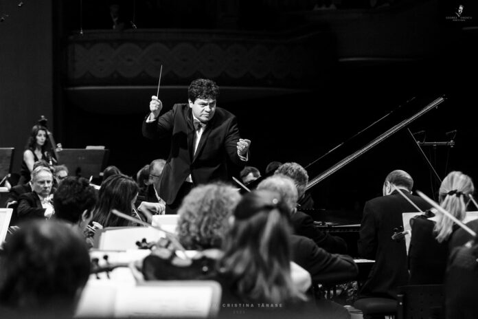 Maestrul Cristian Măcelaru, cetățean de onoare al Bucureștiului pentru excelență în muzică