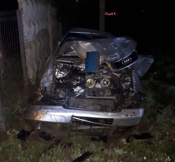 Șofer băut a intrat într-un gard în comuna Bălușeni, județul Botoșani