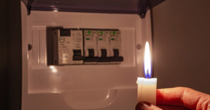 Consumatorii din mai multe localități vor avea întreruperi de curent săptămâna aceasta