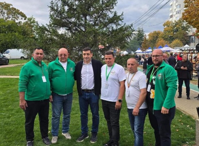 George Simion a vizitat Festivalul „Zilele Recoltei” la Slatina
