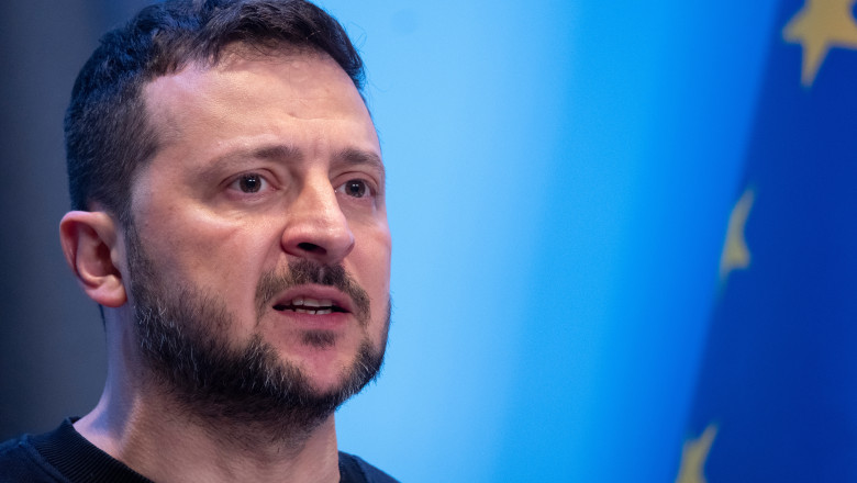 Majoritatea ucrainenilor nu vor ca Zelenski sau Poroșenko să continue după război