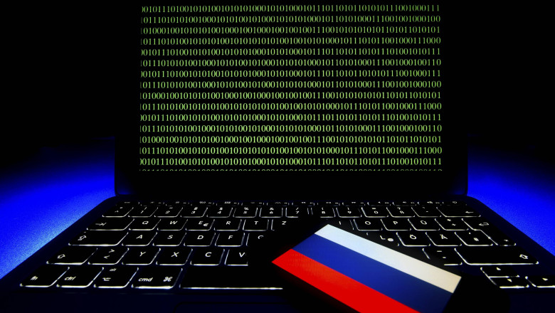 Rusia a finanțat atacuri hibride împotriva UE folosind criptomonede, susține oficial polonez