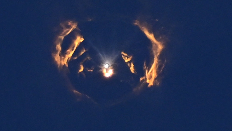 SpaceX a încheiat cu succes al 11-lea zbor test al mega-rachetei Starship