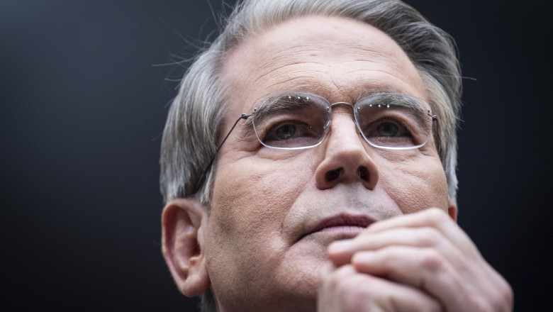 Oficial american acuză China că încearcă să slăbească economia globală prin controale la export