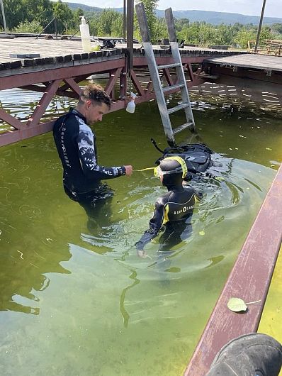 Voluntari căutați pentru programul de scufundări dedicat copiilor din județul Covasna