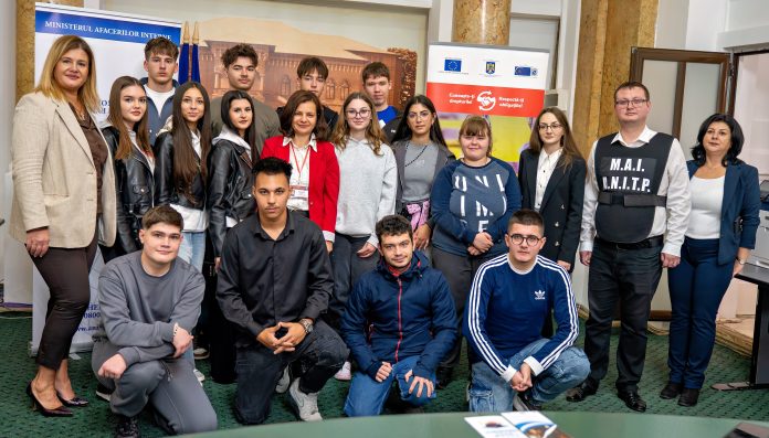 Mai mult de 1.400 de locuri de muncă oferite la Bursa pentru absolvenții din Ilfov