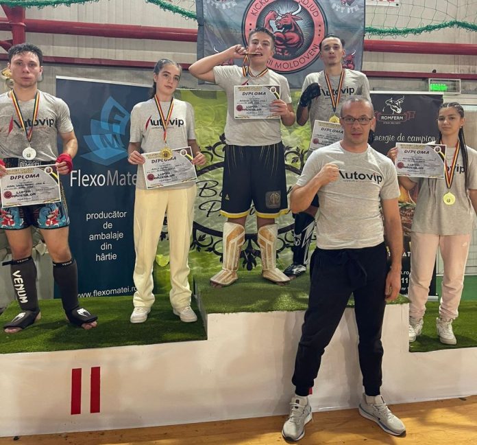 Peste 250 de sportivi au concurat la ediția din acest an a competiției de kickboxing ”Lupta Răzeșilor” de la Adjud