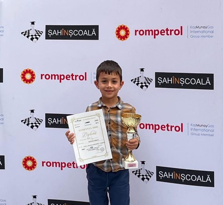 Mircea Adochiei de la Cumpăna a cucerit primul loc la competiția de șah de la Constanța