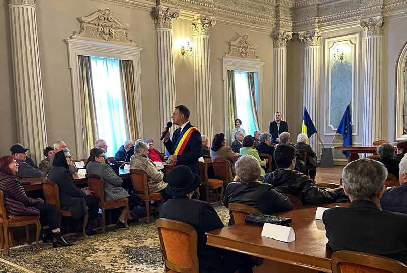 60 de cupluri din Brăila sărbătoresc 50 de ani de căsătorie de Ziua Vârstnicilor