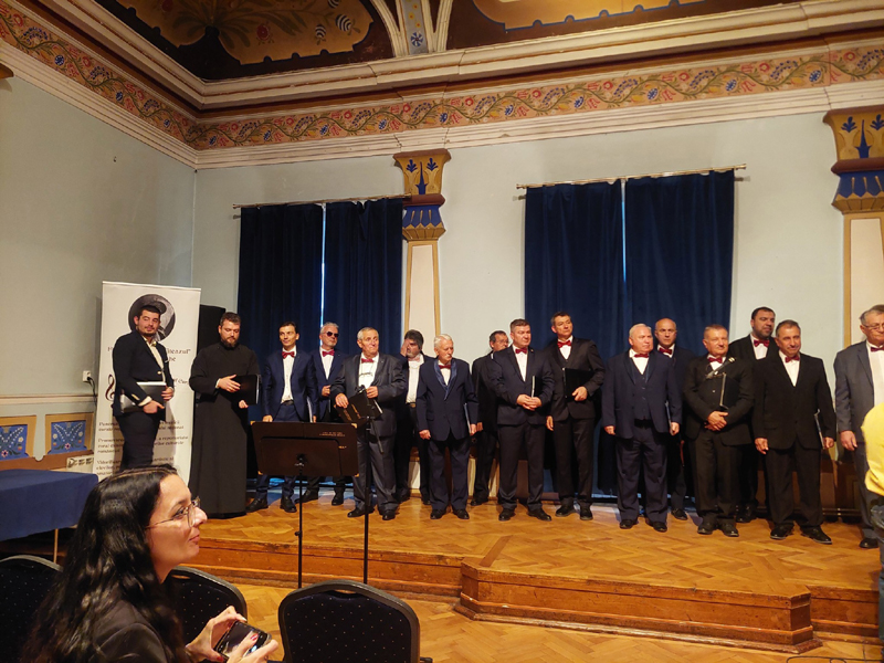 Corul bărbătesc Armonia Brăila a impresionat la Festivalul coral George Sbârcea