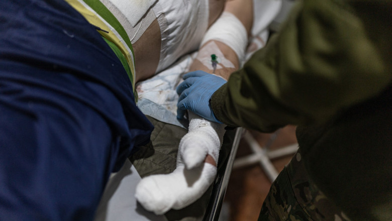 Medicul voluntar polonez care a salvat vieți în Ucraina respins la înrolare din cauza testului psihologic