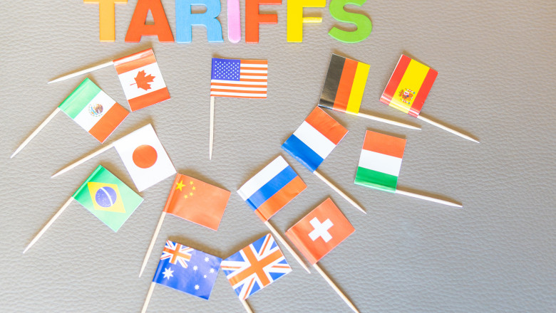 Tarifele americane cresc costurile pentru firme și consumatori în SUA