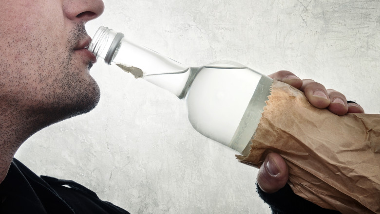 OMS cere politici stricte pentru reducerea consumului de alcool în Europa