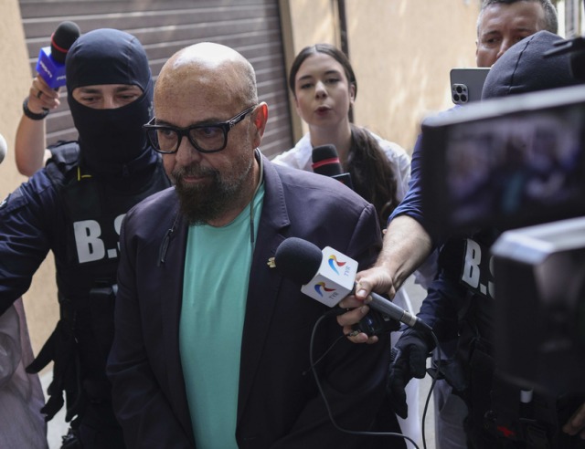 Cristian Popescu Piedone, trimis în judecată pentru divulgarea unor informații confidentiale