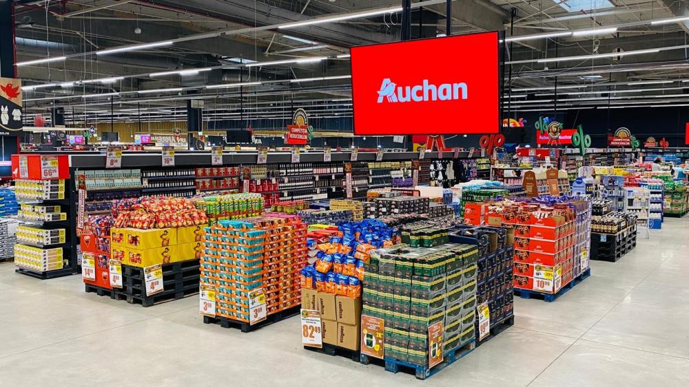 Auchan sărbătorește 19 ani cu reduceri de până la 50% și tombolă cu premii
