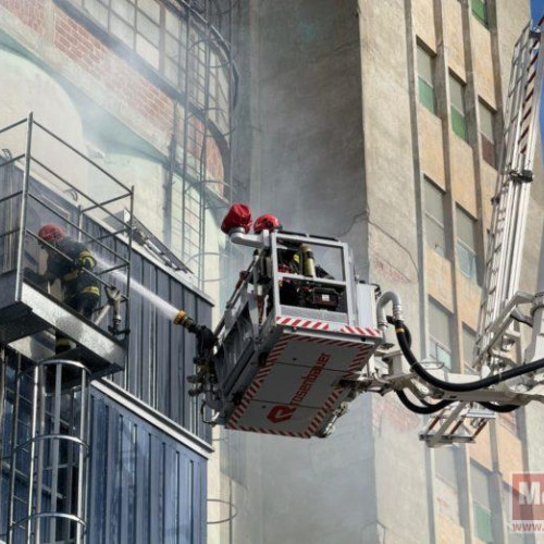 Incendiu într-un uscător de cereale din Botoșani cu pagube semnificative