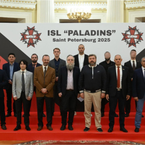 Congres neonazist internațional organizat în parlamentul regional din Sankt Petersburg