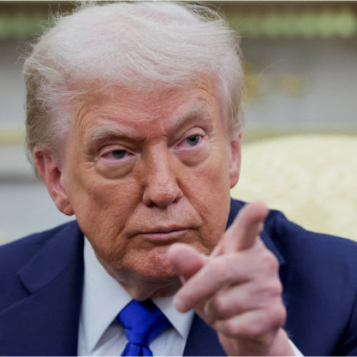 Trump avertizează regimul Maduro după operațiuni militare americane în Caraibe