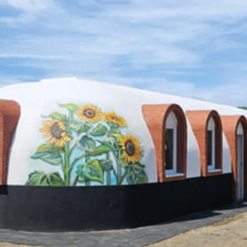 Un brașovean construiește case modulare rapide și accesibile din polistiren