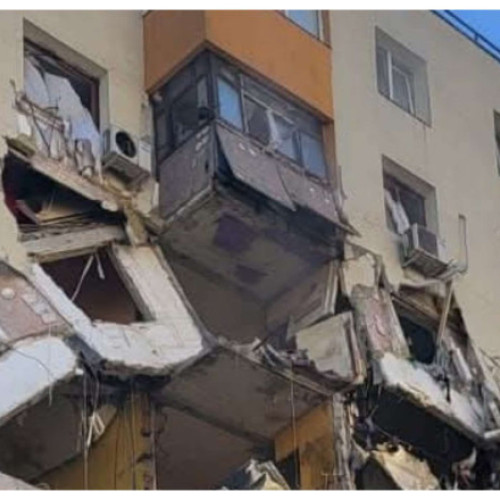 Bloc din Sectorul 5 cu risc de colaps după explozia puternică, avertizează Raed Arafat