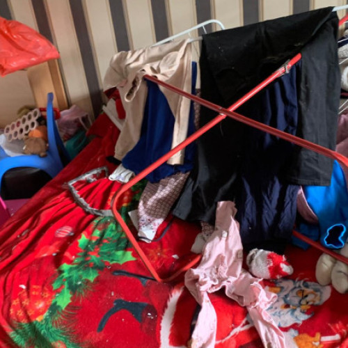 Locatarii blocului afectat de explozia din Capitală, în stare de șoc după pagube