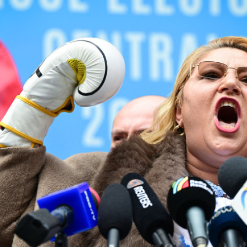 Diana Șoșoacă afirmă că a oprit discursul lui Zelenski în Parlamentul României