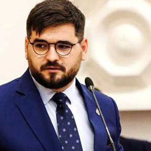 Samuel Miclău critică legea pensiilor private aprobată de Camera Deputaților