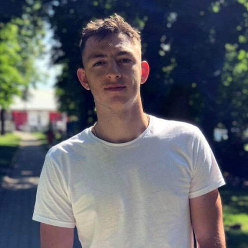 Tânăr student din Vaslui găsit mort în apartamentul său din Iași